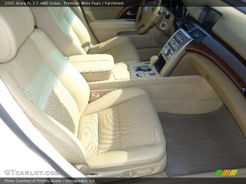 Premium White Pearl / Parchment 2005 Acura RL 3.5 AWD Sedan