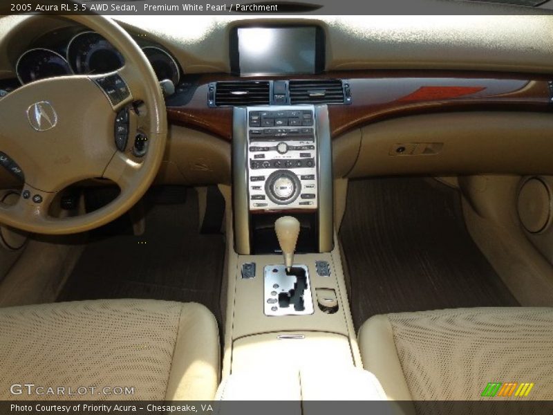 Premium White Pearl / Parchment 2005 Acura RL 3.5 AWD Sedan