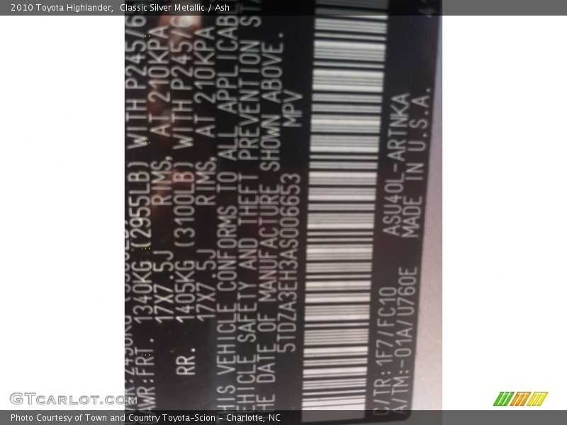 Classic Silver Metallic / Ash 2010 Toyota Highlander