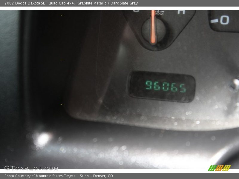 Graphite Metallic / Dark Slate Gray 2002 Dodge Dakota SLT Quad Cab 4x4