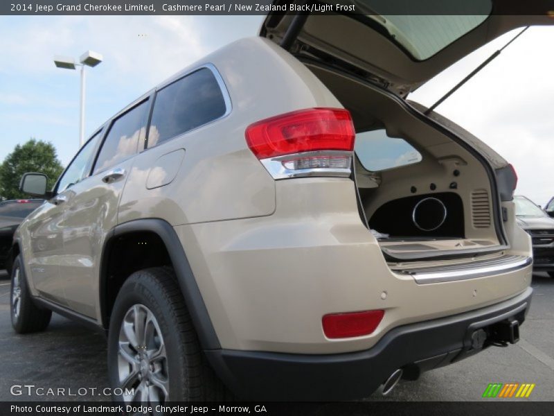 Cashmere Pearl / New Zealand Black/Light Frost 2014 Jeep Grand Cherokee Limited