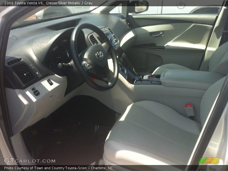 Classic Silver Metallic / Gray 2009 Toyota Venza V6