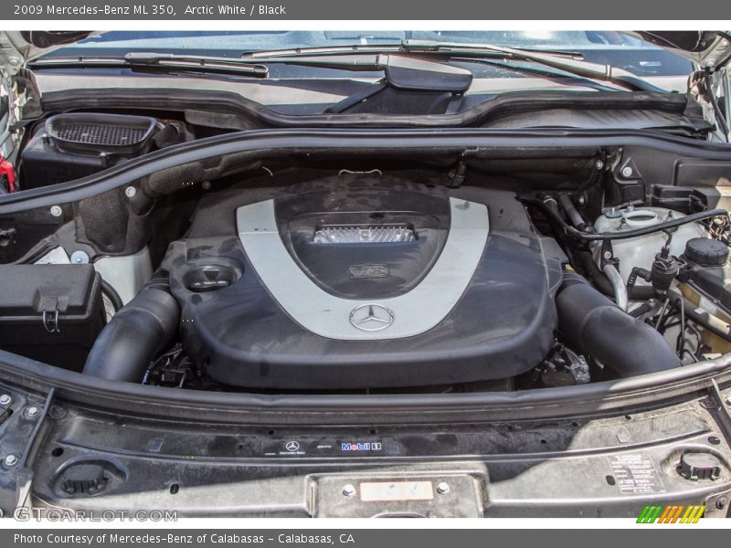 Arctic White / Black 2009 Mercedes-Benz ML 350