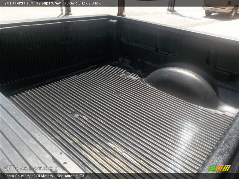 Tuxedo Black / Black 2010 Ford F150 FX2 SuperCrew