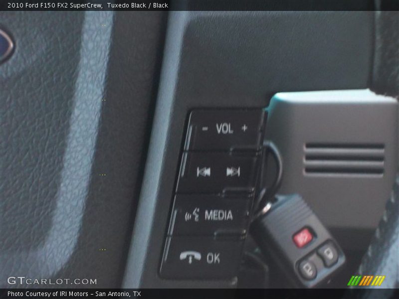 Tuxedo Black / Black 2010 Ford F150 FX2 SuperCrew