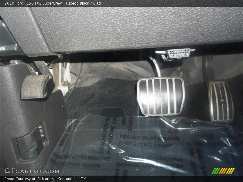 Tuxedo Black / Black 2010 Ford F150 FX2 SuperCrew