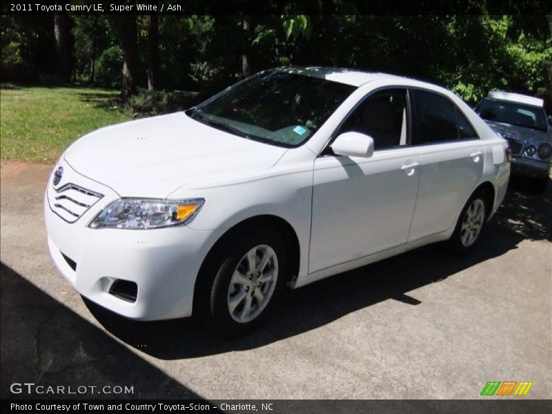 Super White / Ash 2011 Toyota Camry LE