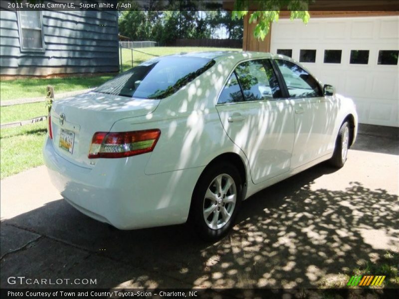 Super White / Ash 2011 Toyota Camry LE