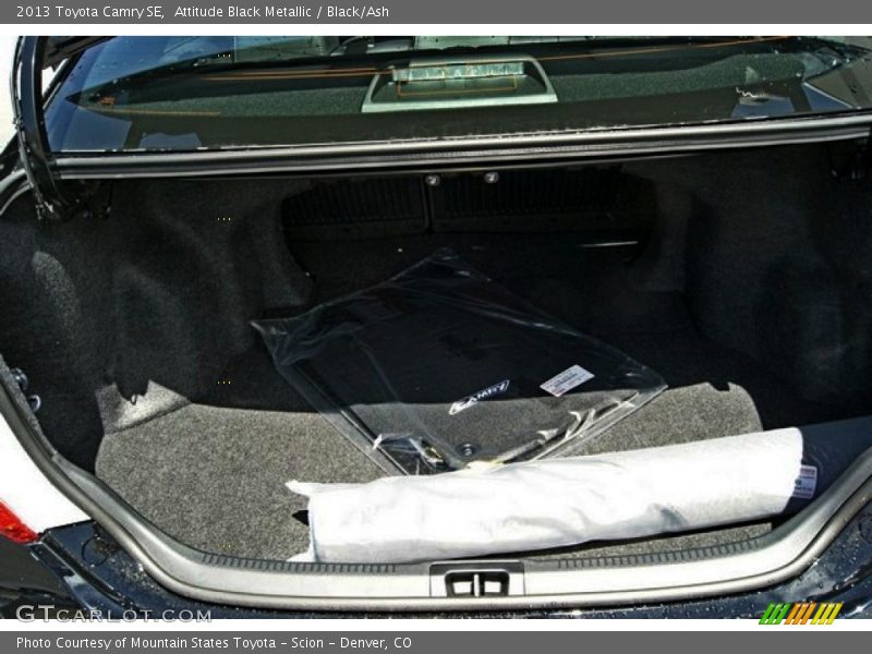 Attitude Black Metallic / Black/Ash 2013 Toyota Camry SE