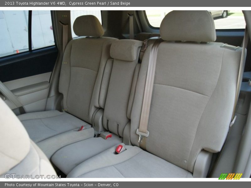 Cypress Green Pearl / Sand Beige 2013 Toyota Highlander V6 4WD