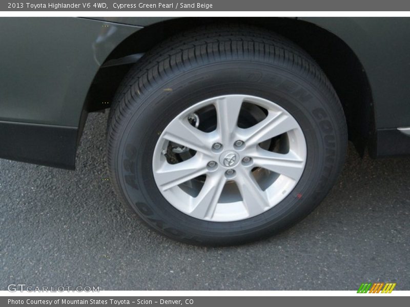Cypress Green Pearl / Sand Beige 2013 Toyota Highlander V6 4WD