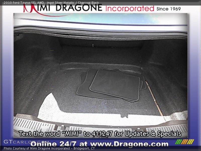 Ingot Silver Metallic / Charcoal Black 2010 Ford Taurus SEL AWD