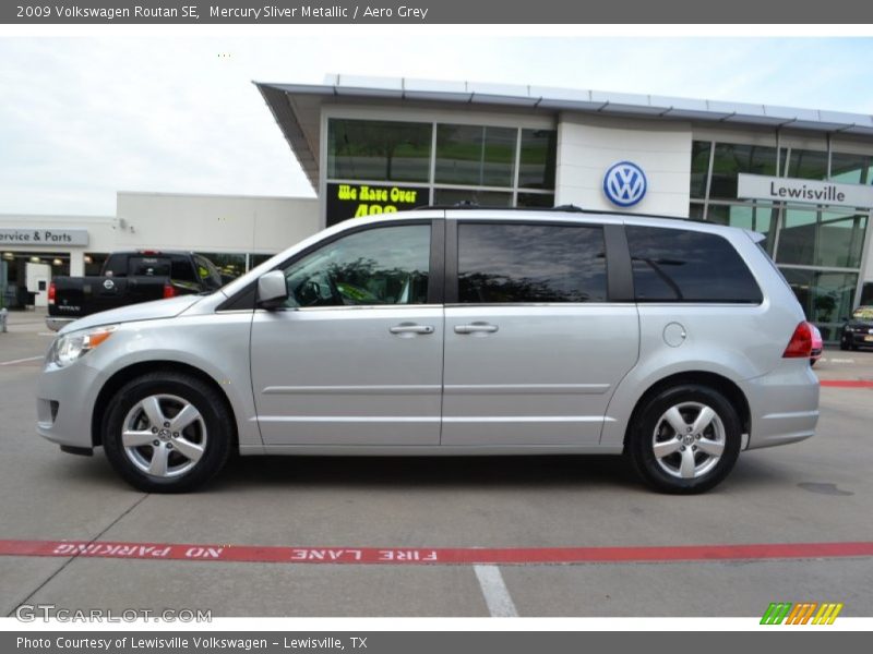 Mercury Sliver Metallic / Aero Grey 2009 Volkswagen Routan SE