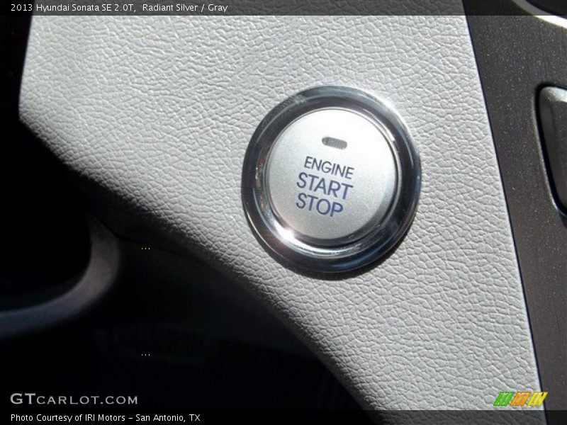 Radiant Silver / Gray 2013 Hyundai Sonata SE 2.0T