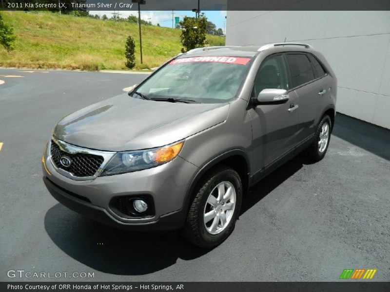 Titanium Silver / Gray 2011 Kia Sorento LX