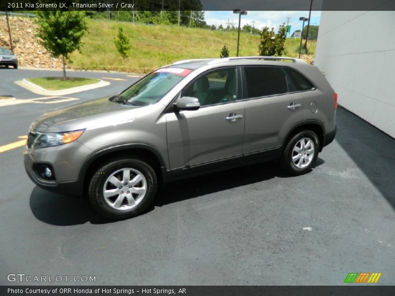 Titanium Silver / Gray 2011 Kia Sorento LX