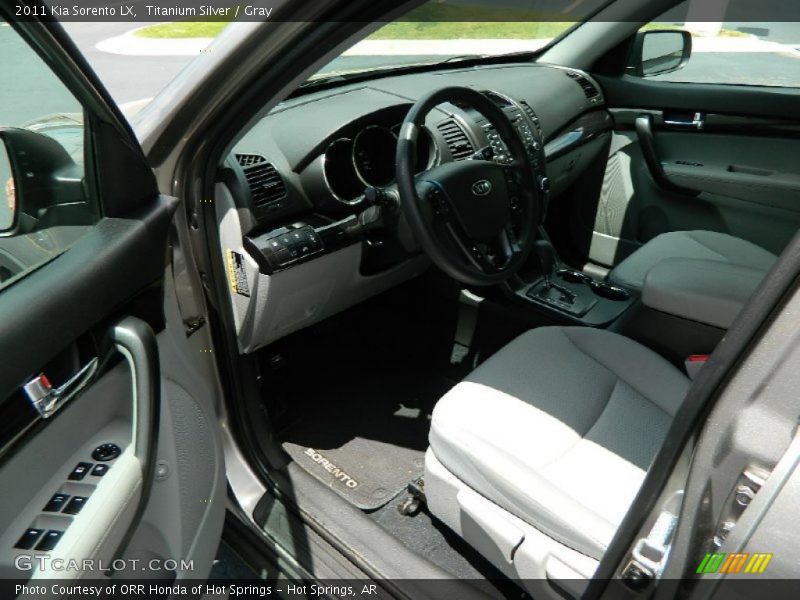 Titanium Silver / Gray 2011 Kia Sorento LX