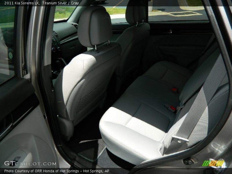 Titanium Silver / Gray 2011 Kia Sorento LX