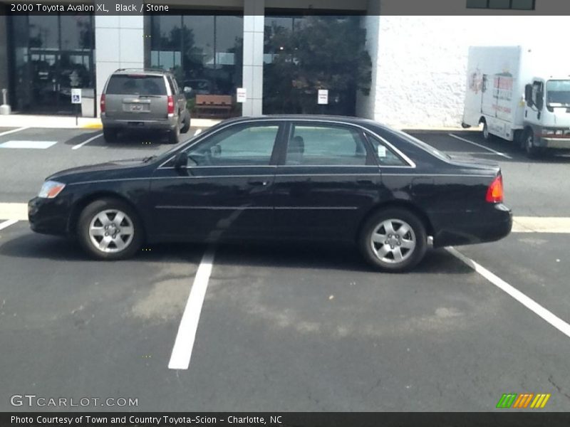 Black / Stone 2000 Toyota Avalon XL