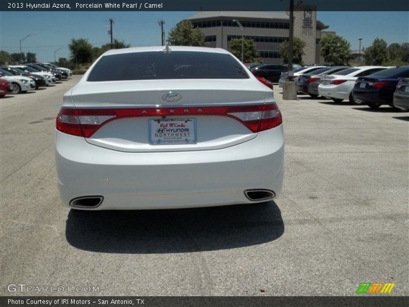 Porcelain White Pearl / Camel 2013 Hyundai Azera