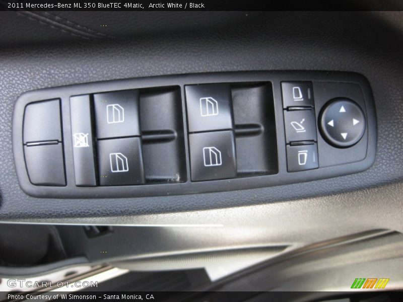Arctic White / Black 2011 Mercedes-Benz ML 350 BlueTEC 4Matic