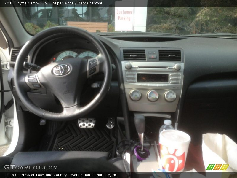 Super White / Dark Charcoal 2011 Toyota Camry SE V6