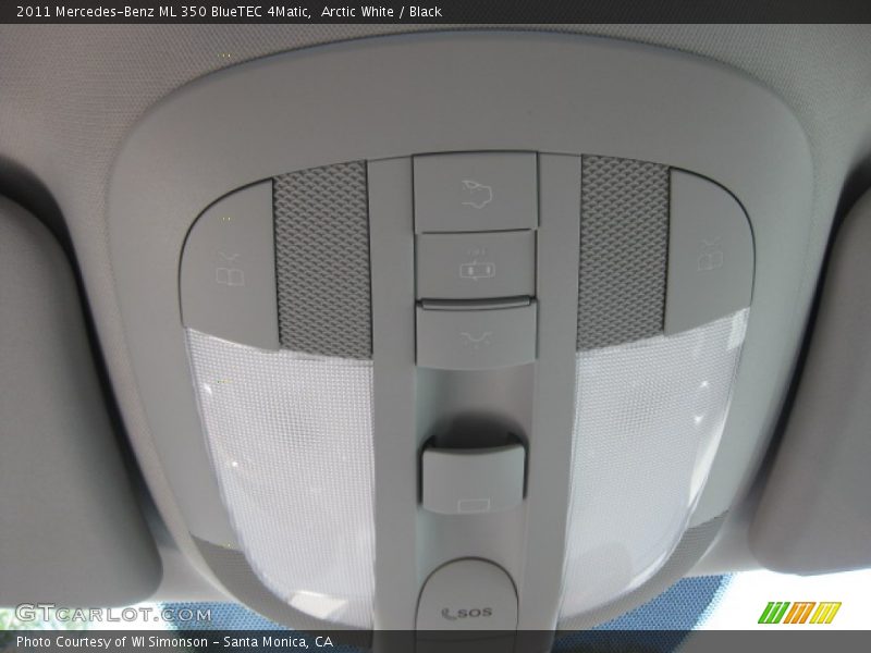 Arctic White / Black 2011 Mercedes-Benz ML 350 BlueTEC 4Matic