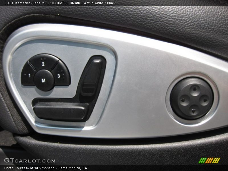Arctic White / Black 2011 Mercedes-Benz ML 350 BlueTEC 4Matic