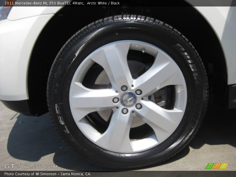 Arctic White / Black 2011 Mercedes-Benz ML 350 BlueTEC 4Matic