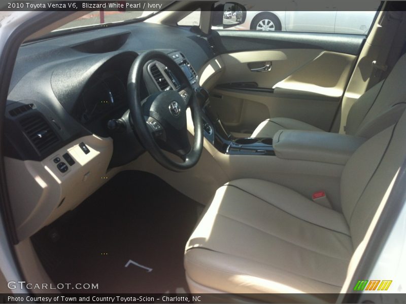 Blizzard White Pearl / Ivory 2010 Toyota Venza V6