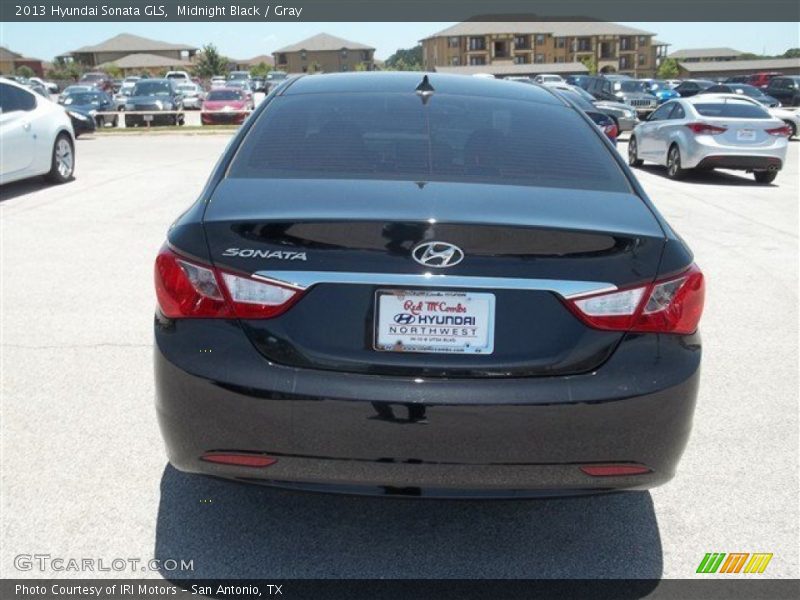 Midnight Black / Gray 2013 Hyundai Sonata GLS