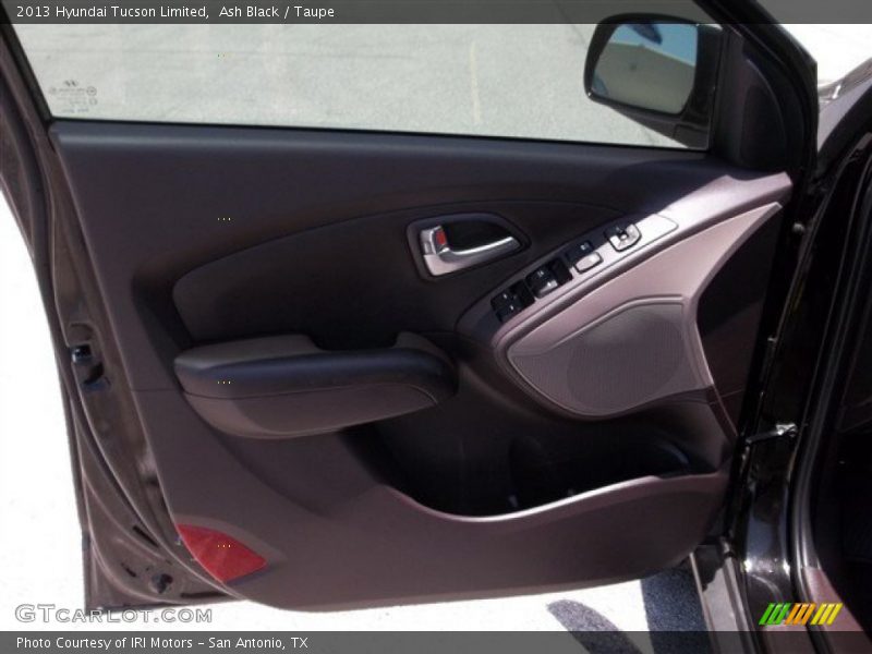 Ash Black / Taupe 2013 Hyundai Tucson Limited
