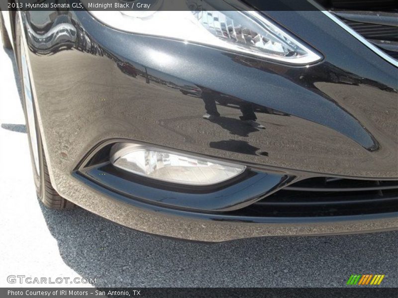 Midnight Black / Gray 2013 Hyundai Sonata GLS