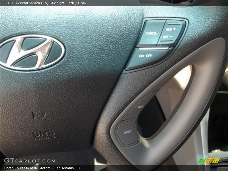 Midnight Black / Gray 2013 Hyundai Sonata GLS