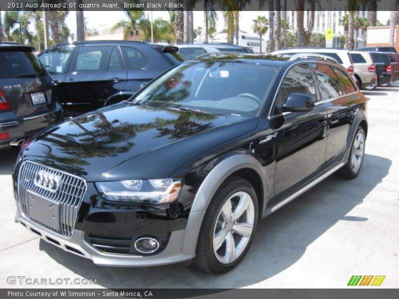 Front 3/4 View of 2013 Allroad 2.0T quattro Avant