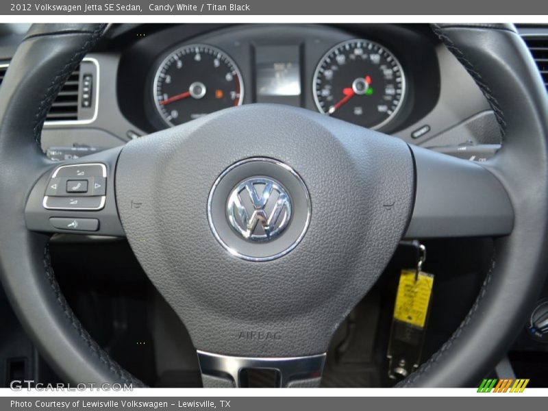 Candy White / Titan Black 2012 Volkswagen Jetta SE Sedan