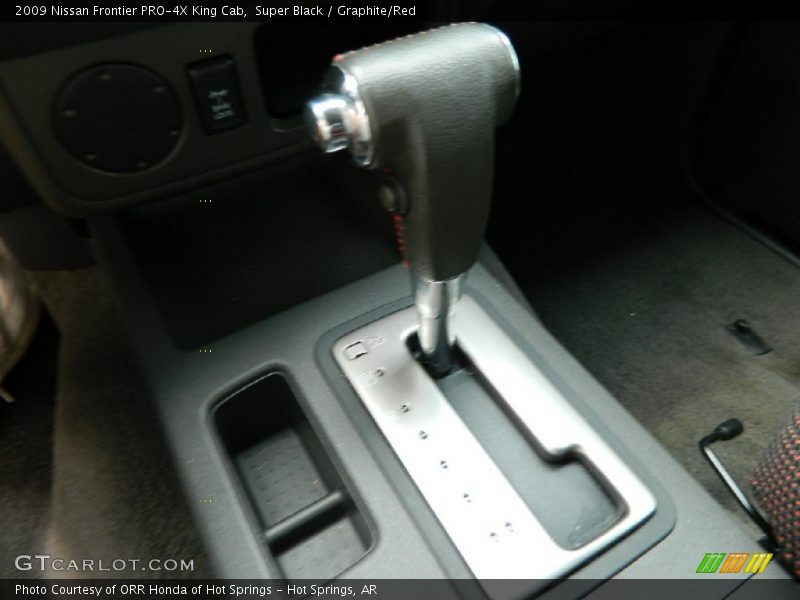 Super Black / Graphite/Red 2009 Nissan Frontier PRO-4X King Cab