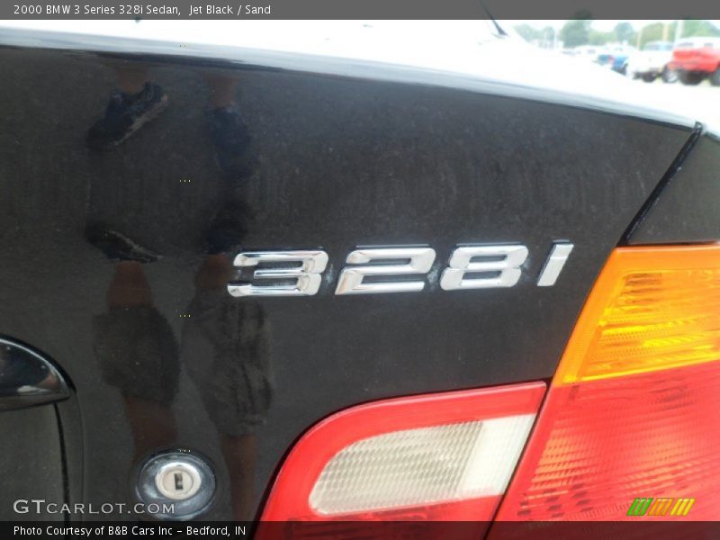 Jet Black / Sand 2000 BMW 3 Series 328i Sedan
