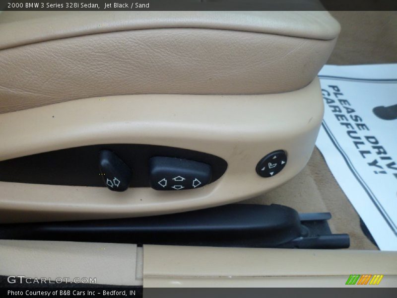Jet Black / Sand 2000 BMW 3 Series 328i Sedan
