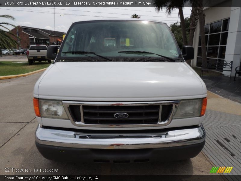 Oxford White / Medium Flint Grey 2006 Ford E Series Van E350 XLT 15 Passenger