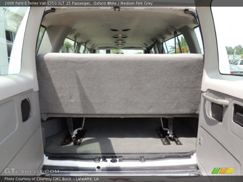 Oxford White / Medium Flint Grey 2006 Ford E Series Van E350 XLT 15 Passenger