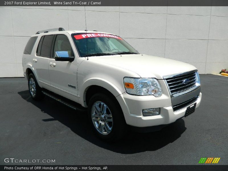 White Sand Tri-Coat / Camel 2007 Ford Explorer Limited