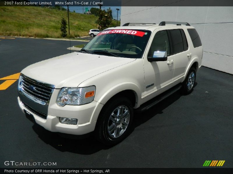 White Sand Tri-Coat / Camel 2007 Ford Explorer Limited