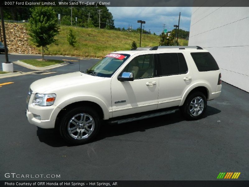 Front 3/4 View of 2007 Explorer Limited