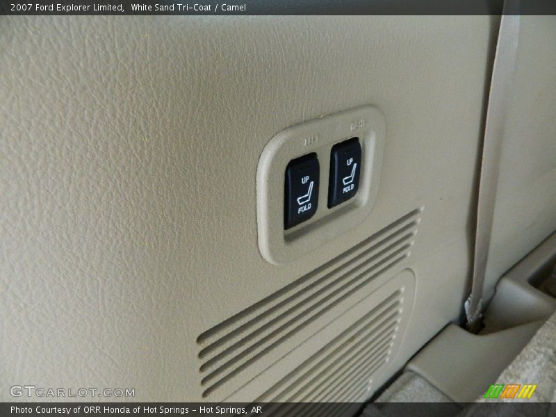 White Sand Tri-Coat / Camel 2007 Ford Explorer Limited