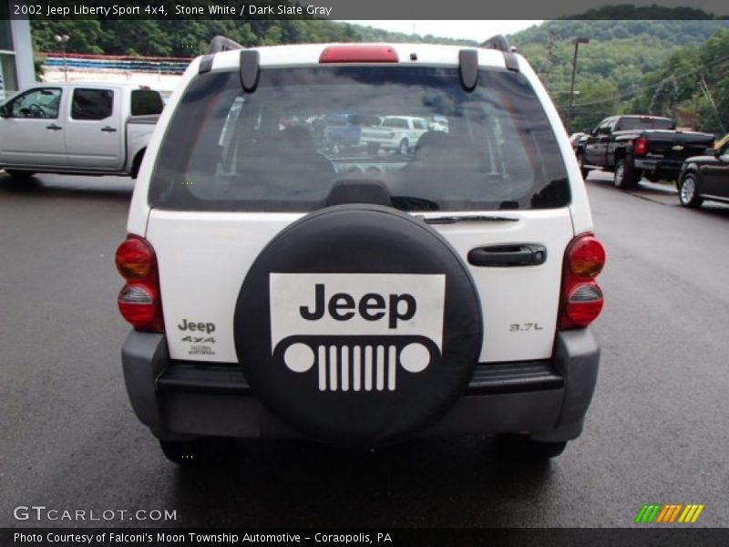 Stone White / Dark Slate Gray 2002 Jeep Liberty Sport 4x4