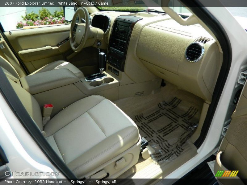 White Sand Tri-Coat / Camel 2007 Ford Explorer Limited