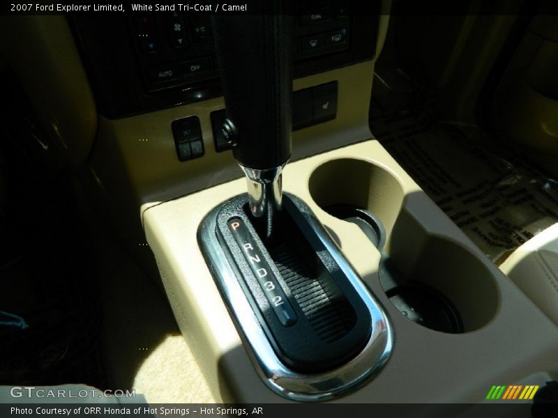 White Sand Tri-Coat / Camel 2007 Ford Explorer Limited