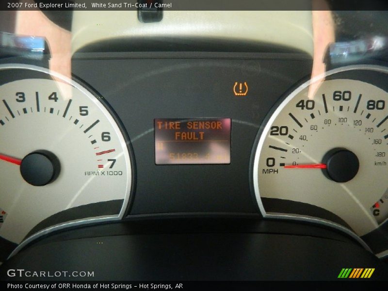 White Sand Tri-Coat / Camel 2007 Ford Explorer Limited