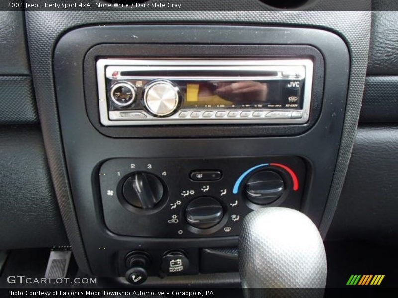 Stone White / Dark Slate Gray 2002 Jeep Liberty Sport 4x4